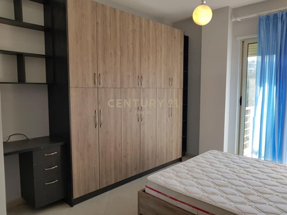 Tirane, jepet me qera apartament 1+1 Kati 4, 64 m² 450 € (Rruga Peti Tirana, Albania)