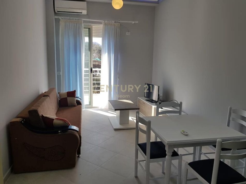 Tirane, jepet me qera apartament 1+1 Kati 4, 64 m² 450 € (Rruga Peti Tirana, Albania)