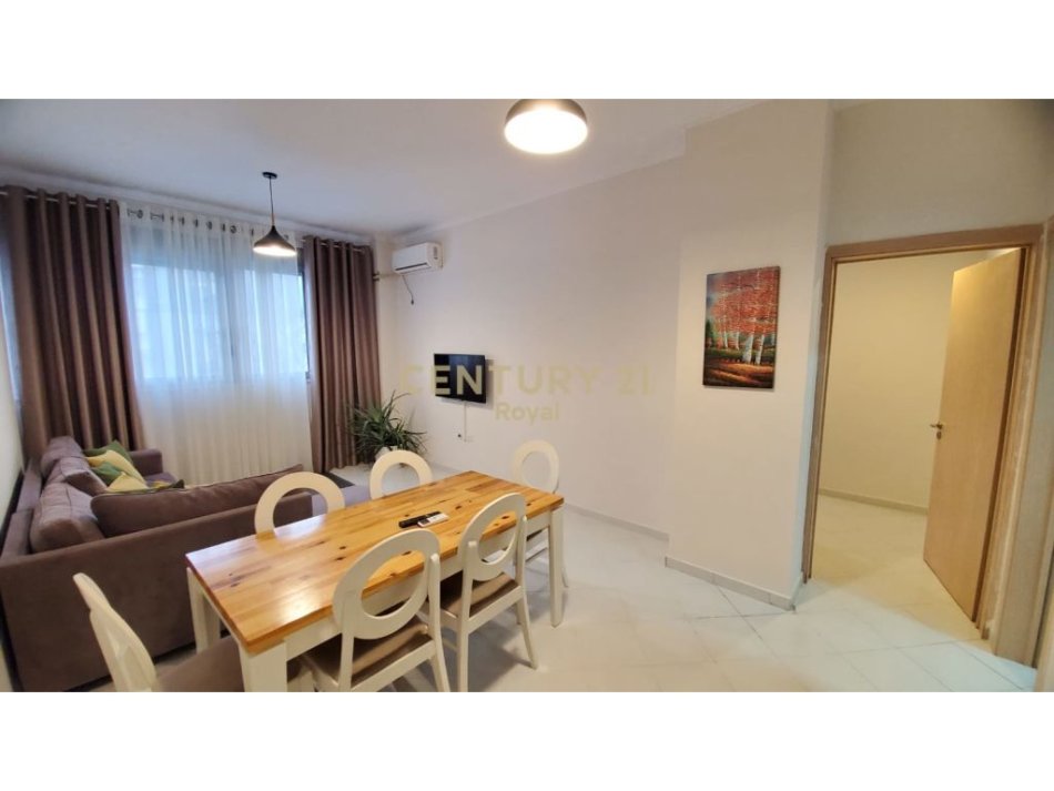 Tirane, jepet me qera apartament Kati 1, 62 m² 400 € 
