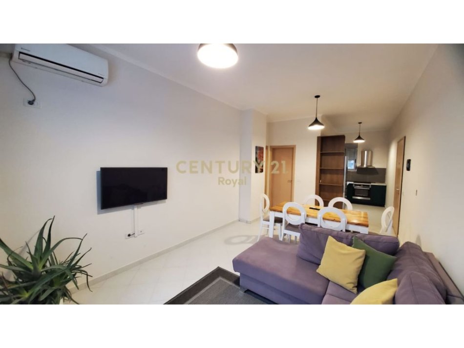 Tirane, jepet me qera apartament Kati 1, 62 m² 400 € 