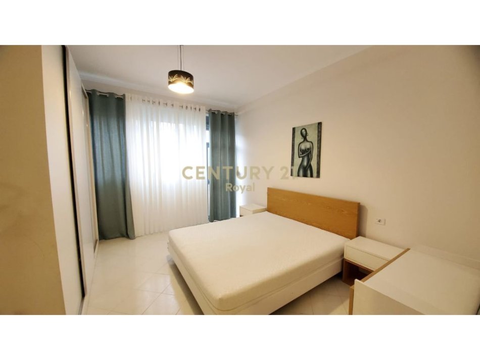 Tirane, jepet me qera apartament Kati 1, 62 m² 400 € 