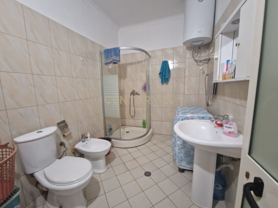 Durres, shitet apartament 3+1 Kati 3, 114 m² 125.000 € (Pavaresia Durrës, Albania)