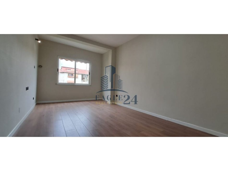 Tirane, shitet apartament 2+1 Kati 5, 72 m² 140.000 € (Myslym Shyri (rruga Muhamet Gjollesha))