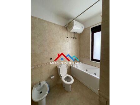 Tirane, jepet me qera apartament 1+1+Ballkon Kati 8, 145 m² 800 € (Nikolla Tupe)