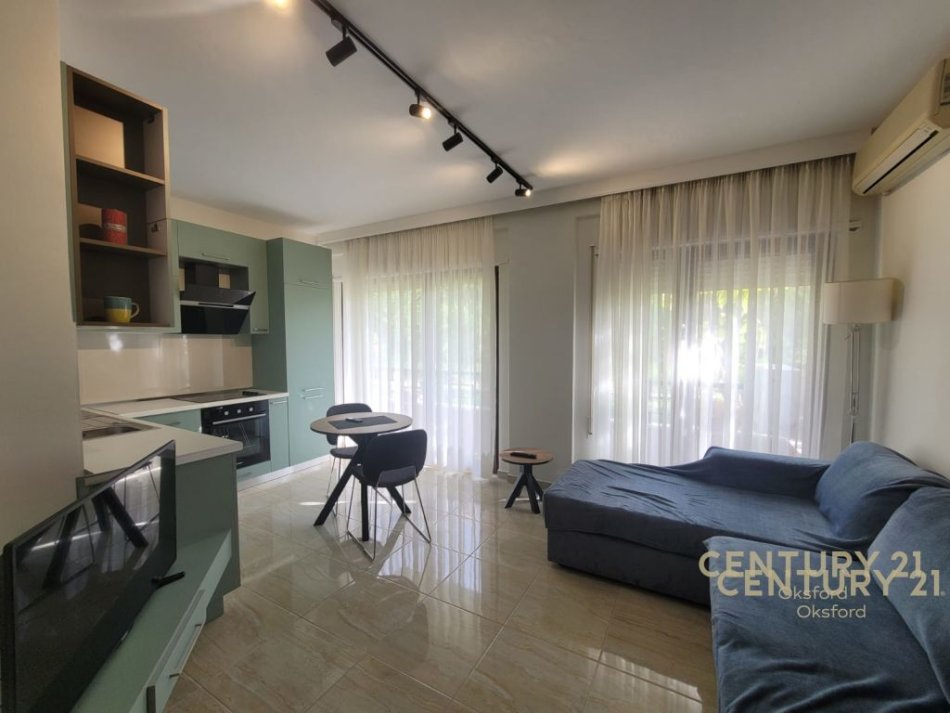 Tirane, jepet me qera 1+1+Aneks+Ballkon Kati 2, 66 m² 500 € (liqeni thate)