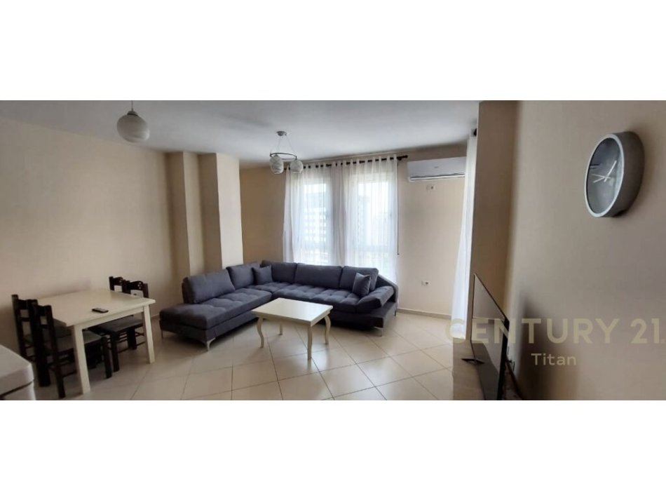 Tirane, jepet me qera apartament 2+1 Kati 6, 85 m² 500 € (Don Bosco)