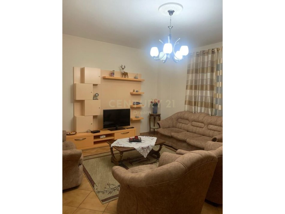 Tirane, shitet apartament 2+1 Kati 2, 95 m² 125.000 € (Astir)