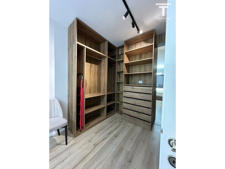 Tirane, jepet me qera apartament 2+1 Kati 4, 103 m² 1000 € (Rezidenca Erli, Rruga Xhanfize Keko, Porcelan, Tiranë, TT 2182)