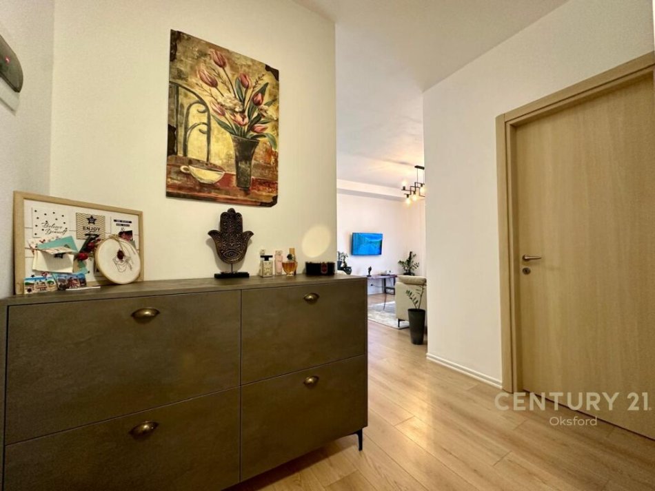 Tirane, shitet apartament 1+1+Ballkon Kati 1, 71 m² 116.000 € (Rruga Dalip Topi.)
