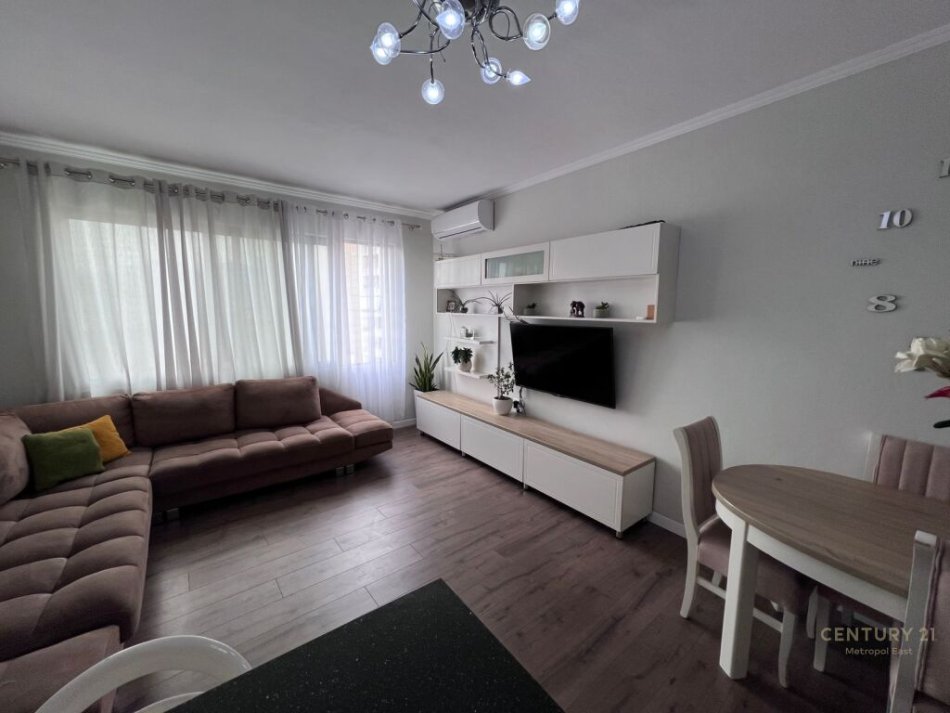 Tirane, shitet apartament 2+1 Kati 5, 98 m² 125.000 € (Astir)