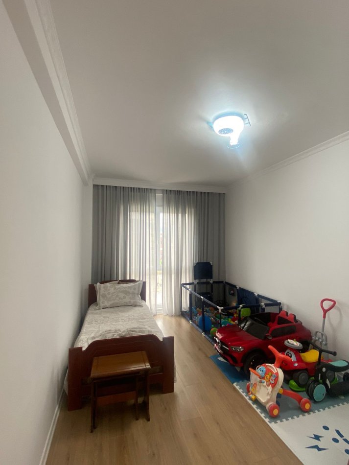 Tirane, shitet apartament 2+1 Kati 4, 101 m² 170.000 € (astir)