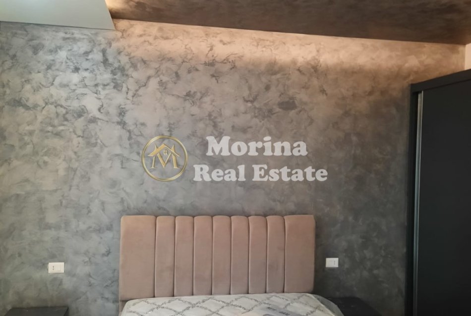 Tirane, jepet me qera apartament 2+1 Kati 3, 95 m² 700 € (Rruga Dibres)
