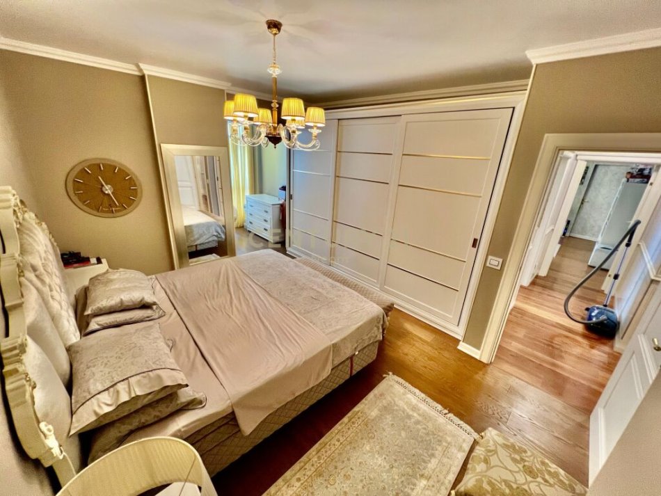SHESIM, PENTHOUSE MODERN 5+1+4 me 4 POSTE PARKIMI!Neom95909