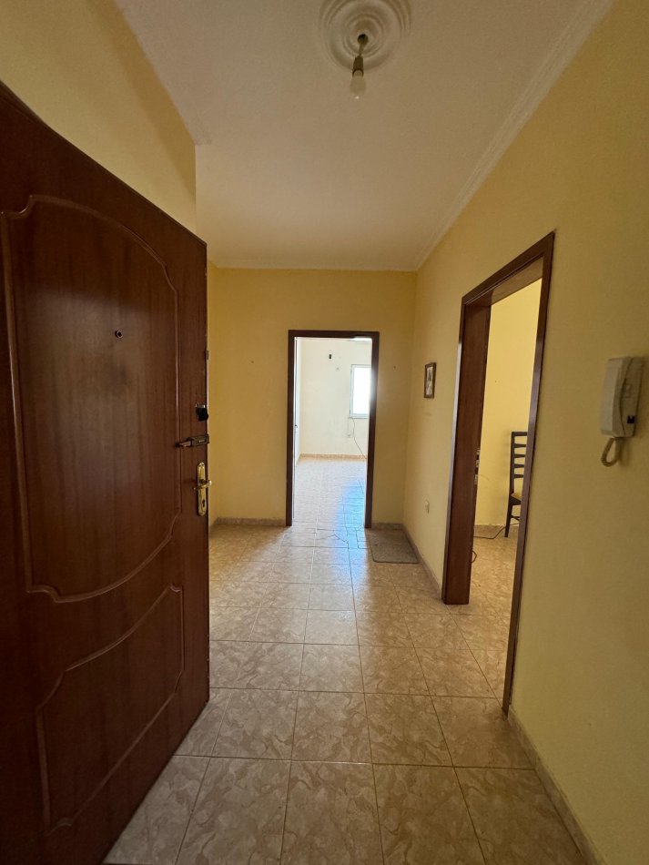 Tirane, shitet apartament 2+1+Ballkon Kati 3, 86 m² 190.000 € (Myslym Shyri)