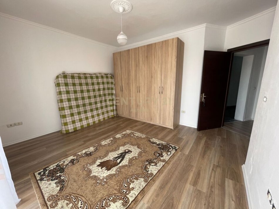 Tirane, shitet garsonier Kati 9, 40 m² 50.000 € 
