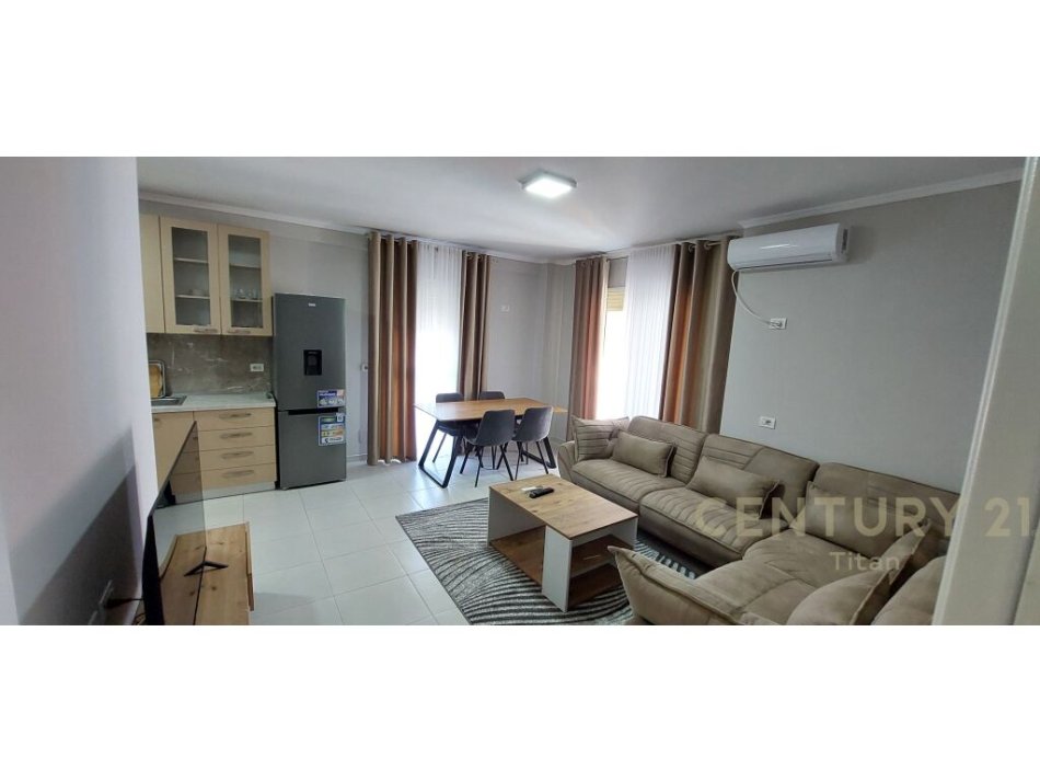 Tirane, jepet me qera apartament 2+1+Ballkon Kati 6, 96 m² 750 € (Rruga &quot;Mine Peza&quot;, pranë Prokurorisë)