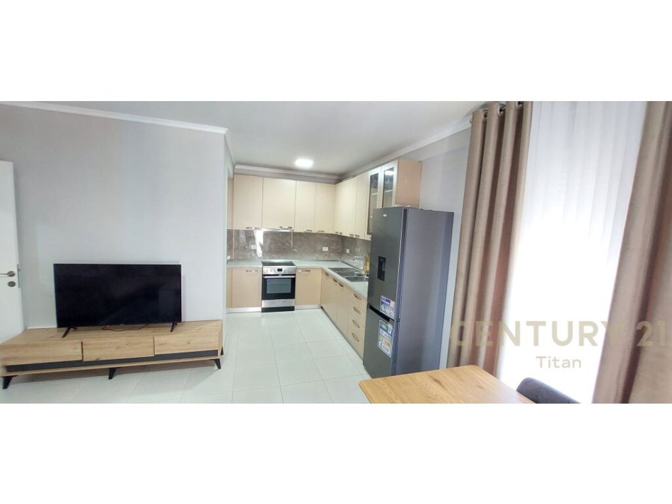 Tirane, jepet me qera apartament 2+1+Ballkon Kati 6, 96 m² 750 € (Rruga &quot;Mine Peza&quot;, pranë Prokurorisë)