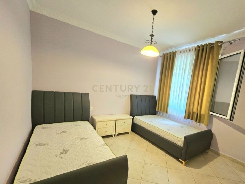Tirane, jepet me qera apartament 2+1 Kati 2, 650 € (kopeshti zologjik)