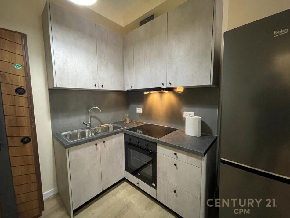 Tirane, shitet apartament 1+1 Kati 2, 70 m² 150.000 € (Kodra e Diellit)