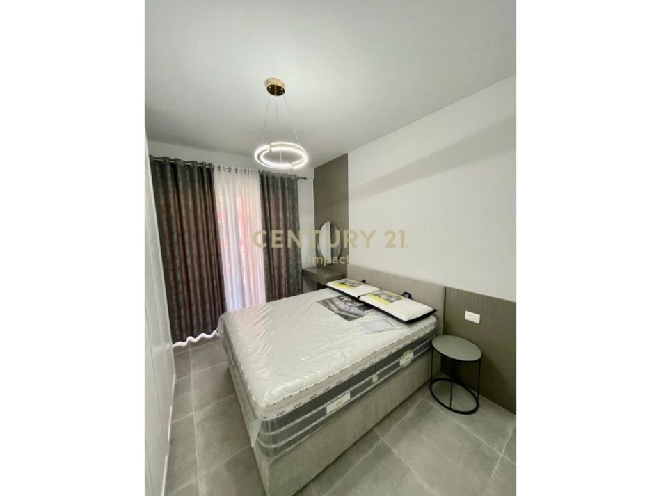 Tirane, shes apartament 2+1+Ballkon , 103 m² 185.000 € (Kompleksi Arlis, Rruga e Dibrës)
