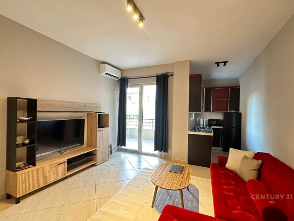Tirane, jepet me qera apartament 1+1 Kati 3, 65 m² 550 € (kodra e diellit)