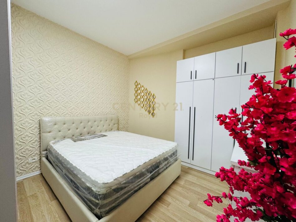 Tirane, jepet me qera apartament Kati 0, 42 m² 500 € 