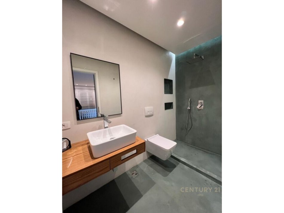 Tirane, jepet me qera apartament 2+1 Kati 11, 93 m² 750 € (21 dhjetori)