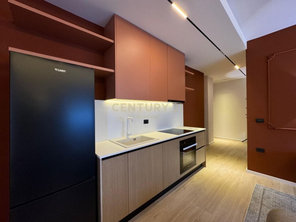 Tirane, shes apartament 1+1 , 66 m² 155.000 € (Komuna e Parisit)