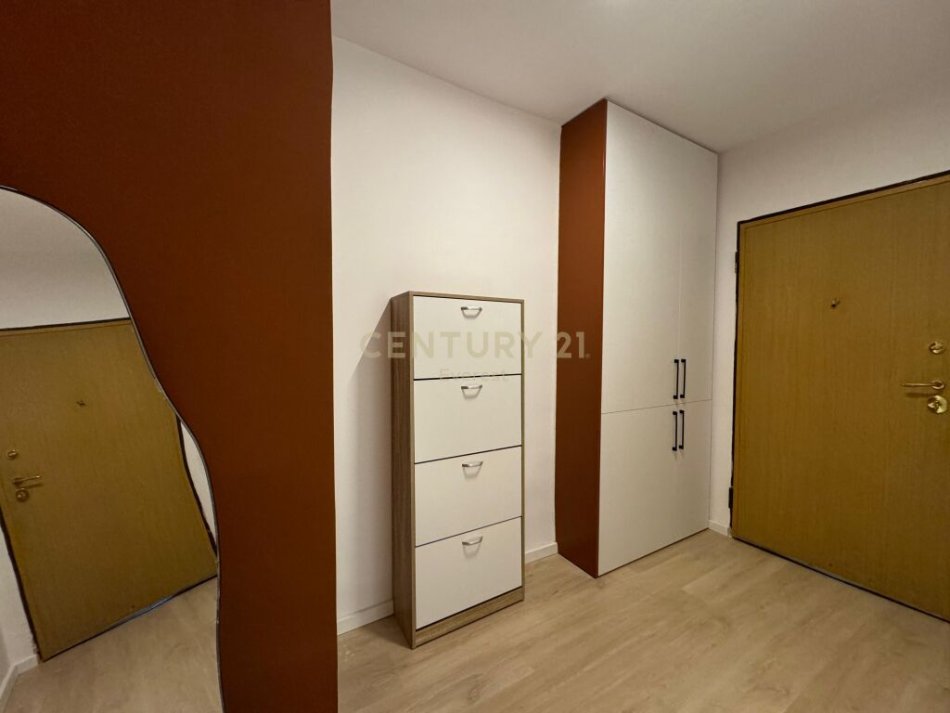 Tirane, shes apartament 1+1 , 66 m² 155.000 € (Komuna e Parisit)