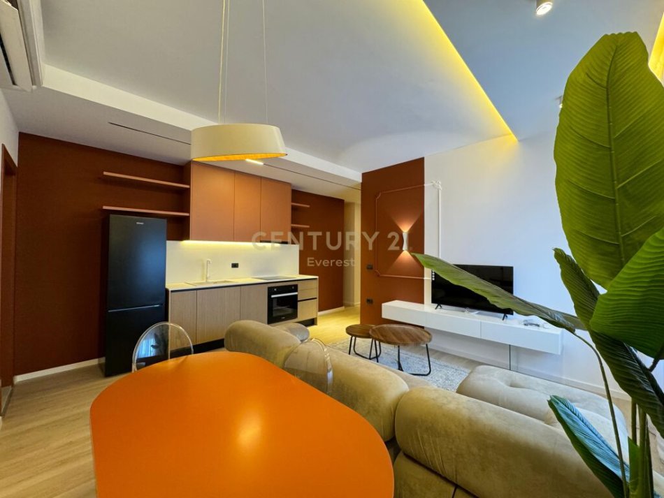 Tirane, shitet apartament 1+1 Kati 5, 66 m² 155.000 € (KOMUNA E PARISIT)
