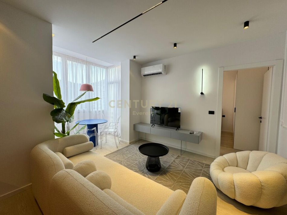 Tirane, shes apartament 1+1 , 48 m² 141.000 € (Komuna e Parisit)