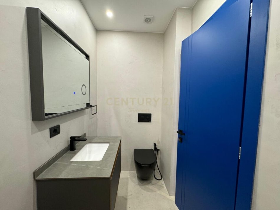 Tirane, shes apartament 1+1 , 48 m² 141.000 € (Komuna e Parisit)
