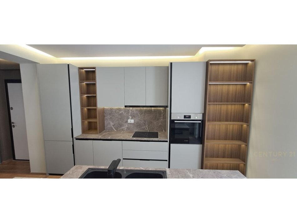 Tirane, shes apartament 3+1+2 , 153 m² 290.000 € (Kodra e Diellit Residence)