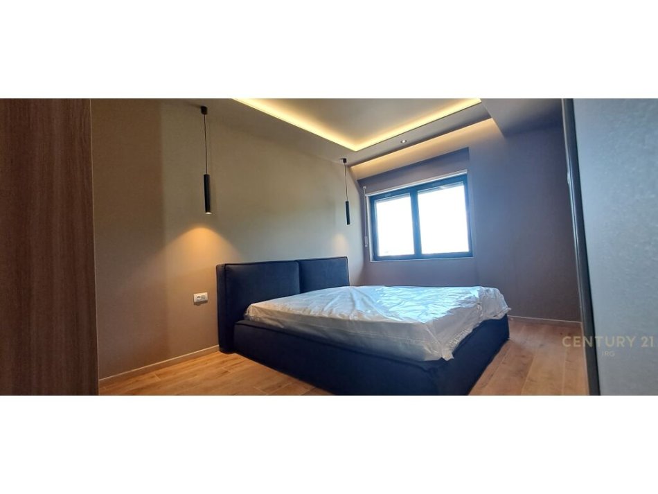 Tirane, shes apartament 3+1+2 , 153 m² 290.000 € (Kodra e Diellit Residence)