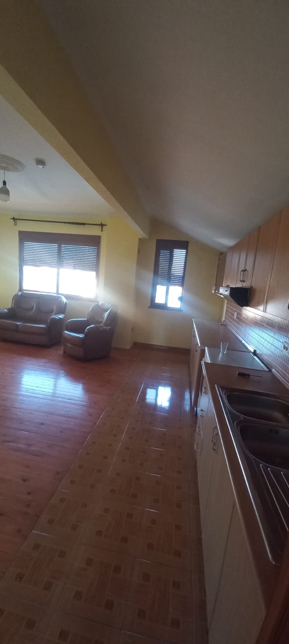 Tirane, jepet me qera apartament 2+1+BLK Kati 4, 100 m² 35.000 Leke (rruga Tonin Harapi)