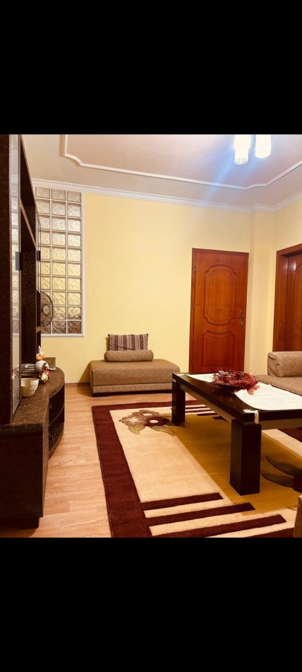 Tirane, jepet me qera apartament 2+1 Kati 2, 95 m² 390 € (rruga jodran misja)