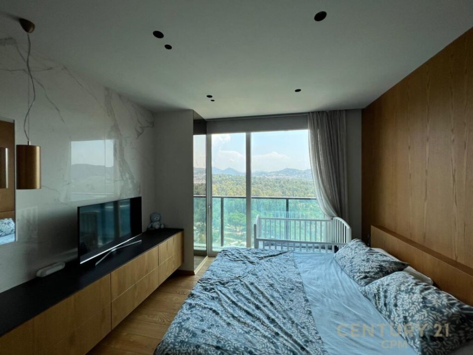 Tirane, shes apartament 2+1+2+ 2 POSTE PARKIMI , 144 m² 660.000 € (AMBASADOR 3, Rruga e Elbasanit)