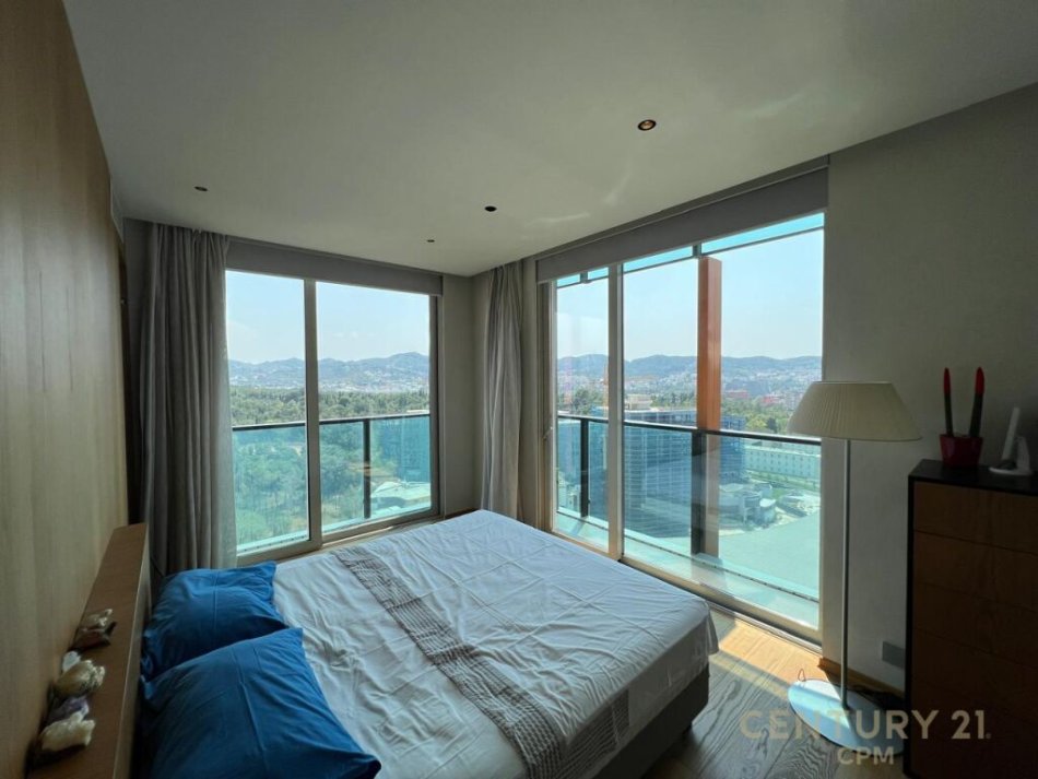 Tirane, shes apartament 2+1+2+ 2 POSTE PARKIMI , 144 m² 660.000 € (AMBASADOR 3, Rruga e Elbasanit)