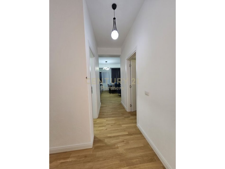 Tirane, jap me qera apartament 2+1+2+Verande , 110 m² 950 € (Kodra e Diellit Residence)