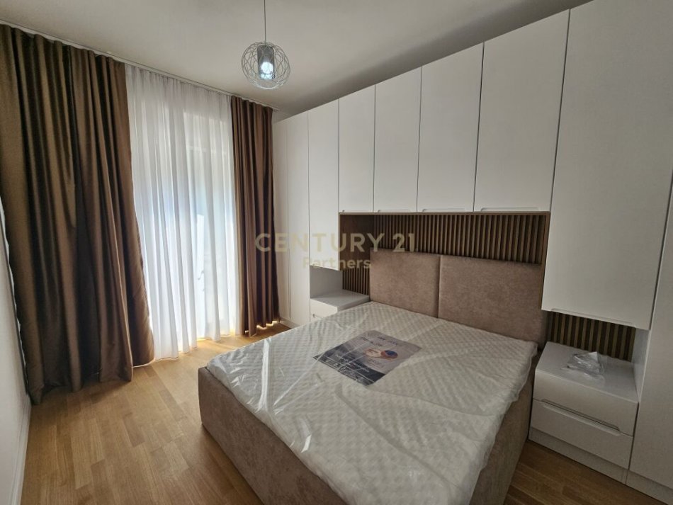 Tirane, jap me qera apartament 2+1+2+Verande , 110 m² 950 € (Kodra e Diellit Residence)