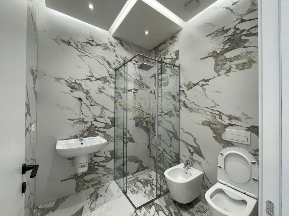 QIRA, DUPLEX 3+1+3+OBORR ME 2 POSTE PARKIMI, FOREST RESIDENCE!Neom97777