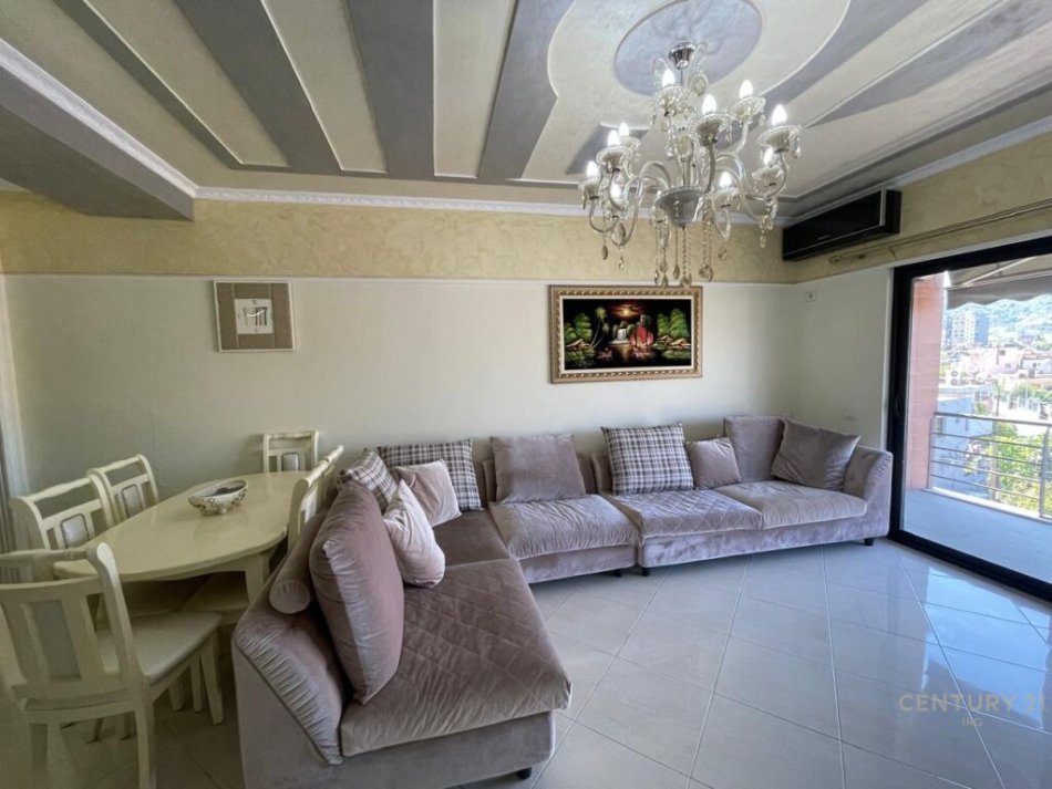 Tirane, jepet me qera apartament 2+1+Aneks+Ballkon Kati 2, 107 m² 500 € (YZBERISH)