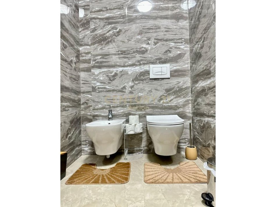 Tirane, shes apartament 1+1+Ballkon , 85 m² 255.000 € (Myslym Shyri)
