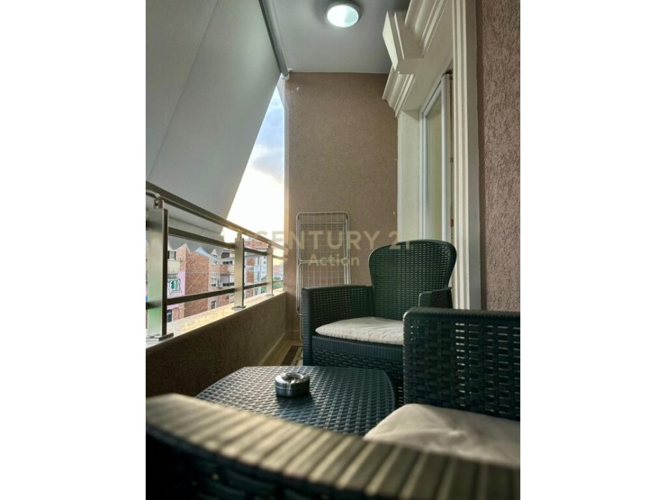 Tirane, shes apartament 1+1+Ballkon , 85 m² 255.000 € (Myslym Shyri)