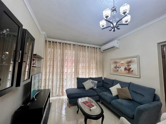 Tirane, jepet me qera apartament 2+1 Kati 2, 72 m² 500 Euro (rruga durrsit)