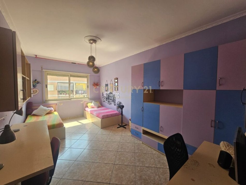 Tirane, jepet me qera apartament 2+1+Ballkon Kati 9, 105 m² 600 € (Vizion Plusi)