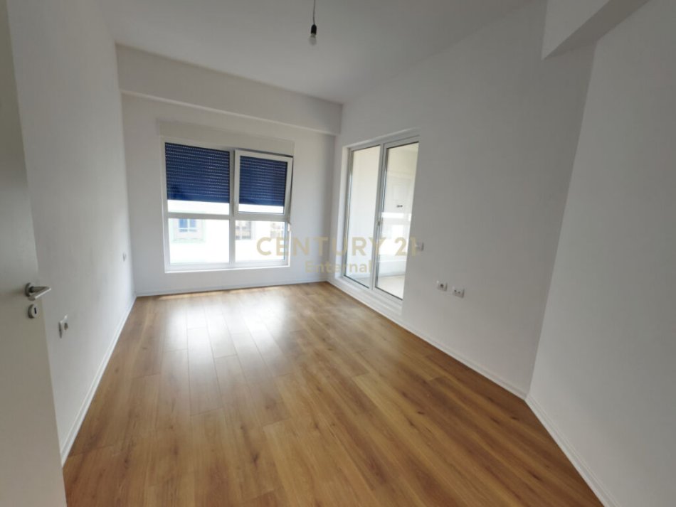 Tirane, shitet apartament 2+1 Kati 7, 84 m² 110.000 € (ALI DEMI)