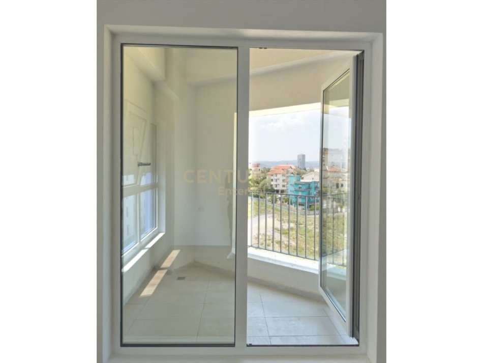Tirane, shitet apartament 2+1 Kati 7, 84 m² 110.000 € (ALI DEMI)