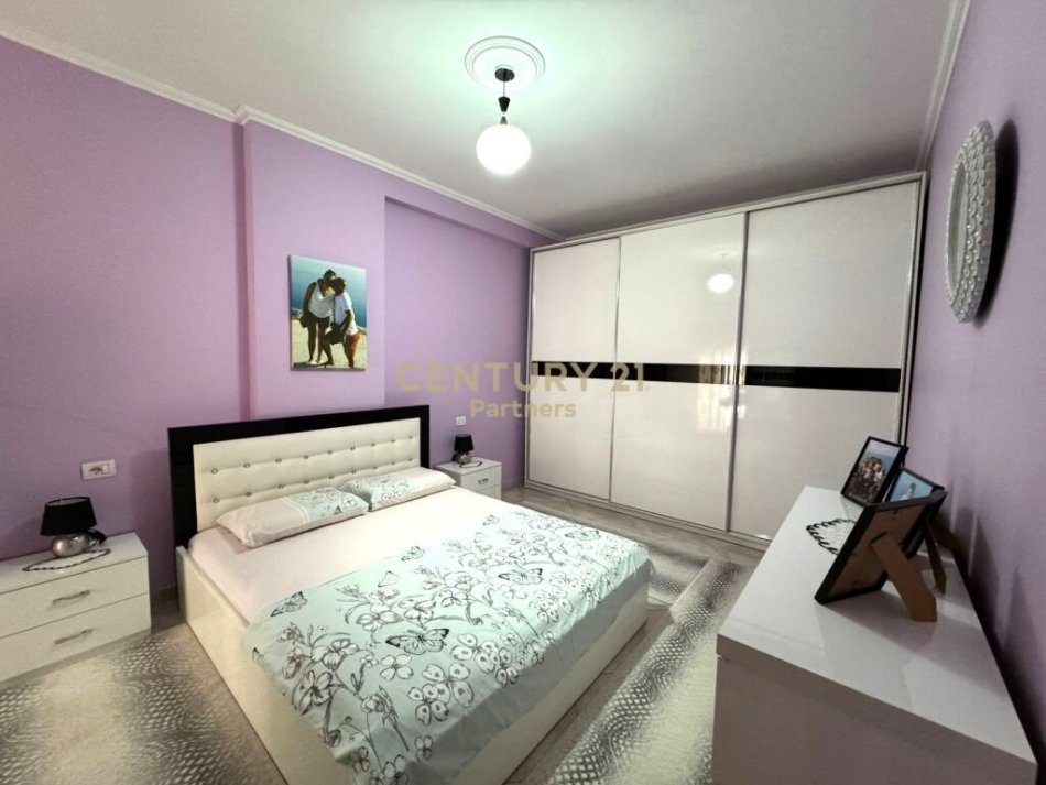 Tirane, shitet apartament 2+1 Kati 5, 97 m² 132.000 € (ASTIR)