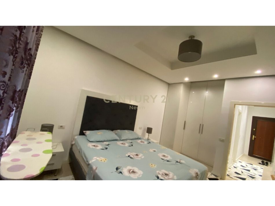 Apartament 1+1 per Shitje te Kodra e Diellit.Neom98201